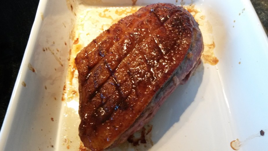 Entenbrust mit Pflaumensalsa und&nbsp;Erdnussreis