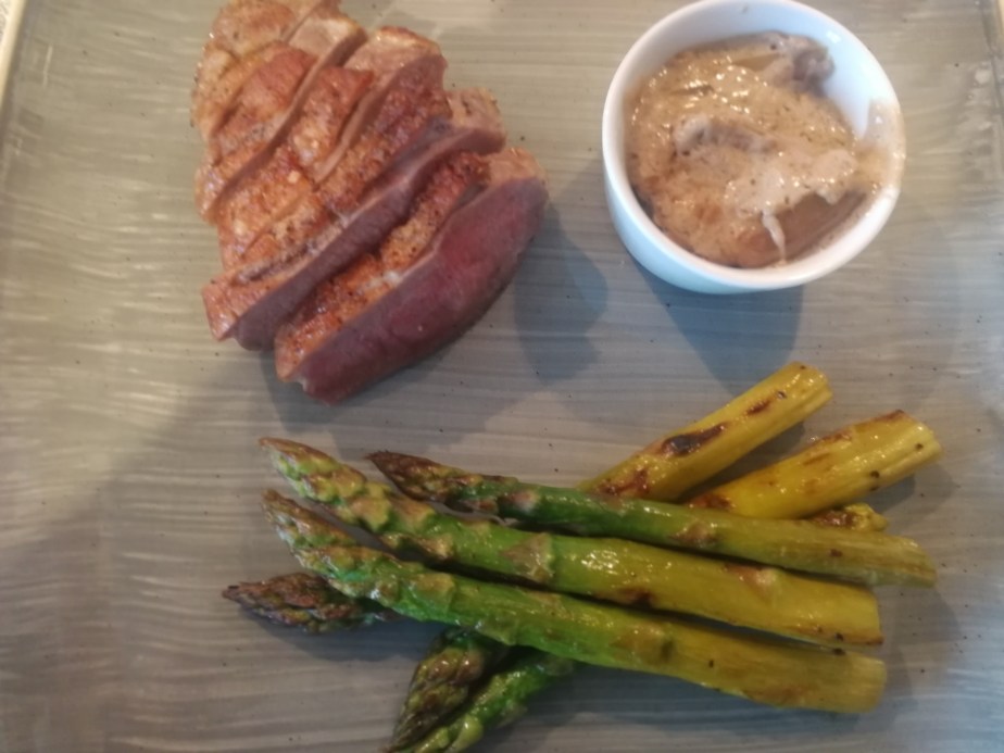 Entenbrust mit Schalottensauce